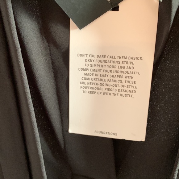 DKNY dressy blouse NEW - Picture 7 of 7